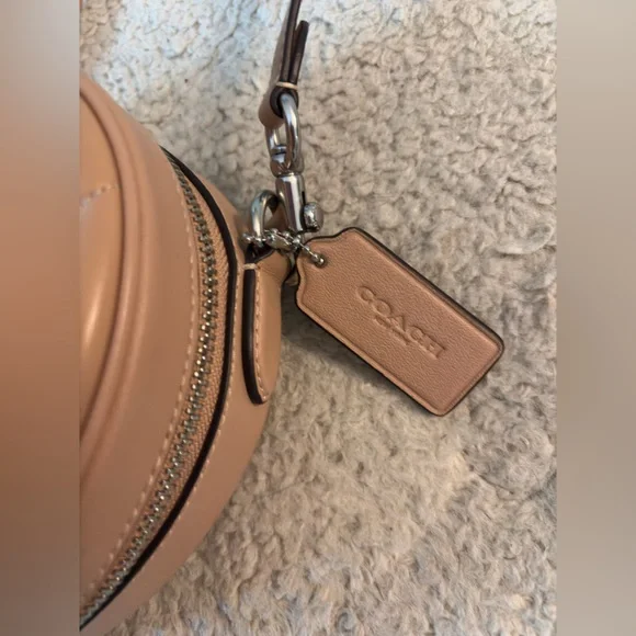 Coach Heart Crossbody
With Quilting in Buff Silver Hardware - Picture 3 of 9